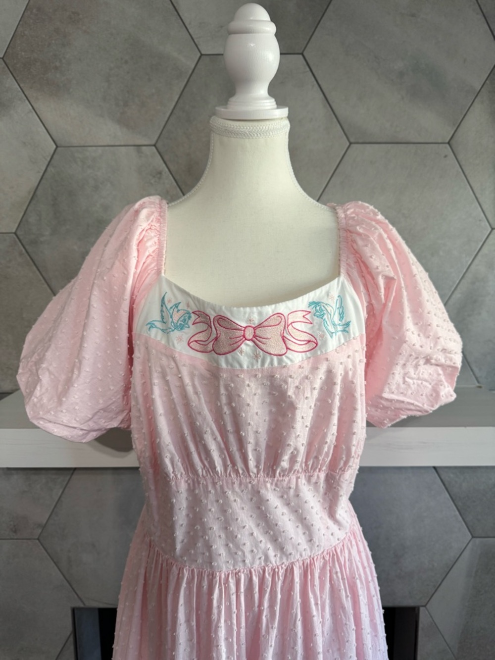 Cinderella 75th Anniversary Collection 2025
Cinderella Dress / Disney Dress Shop - Picture 6 of 13